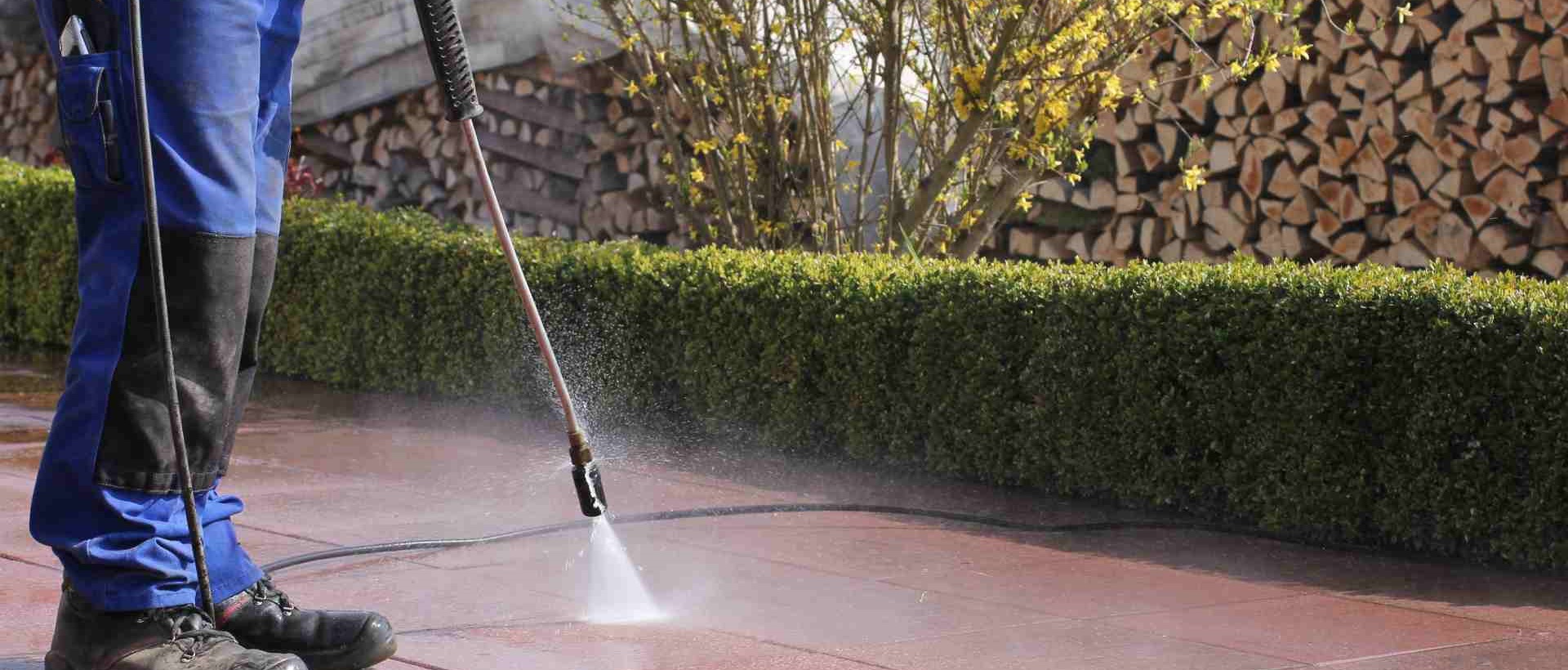 garden maintenance SM1